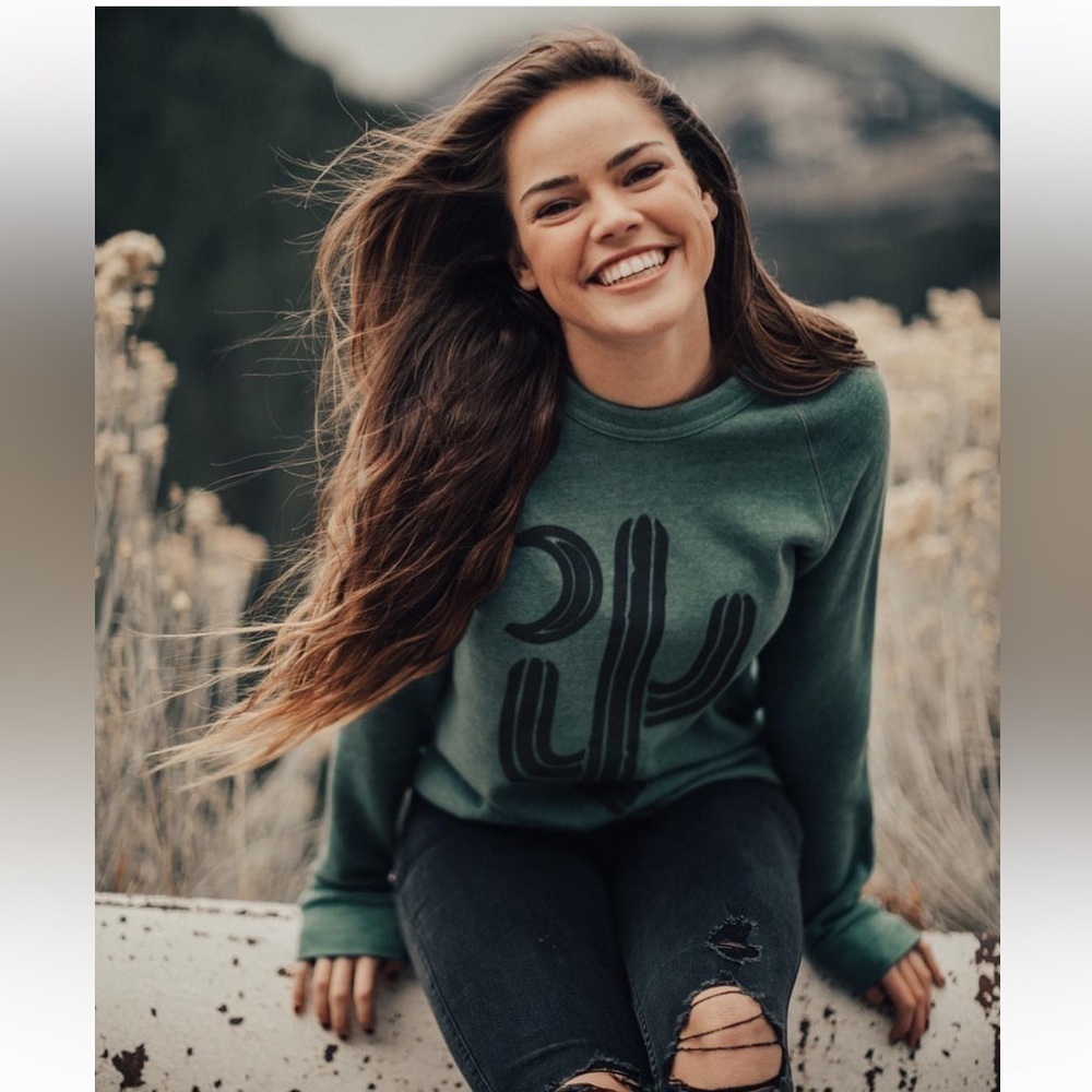 Indybrand green longsleeved Desert Sun crewneck